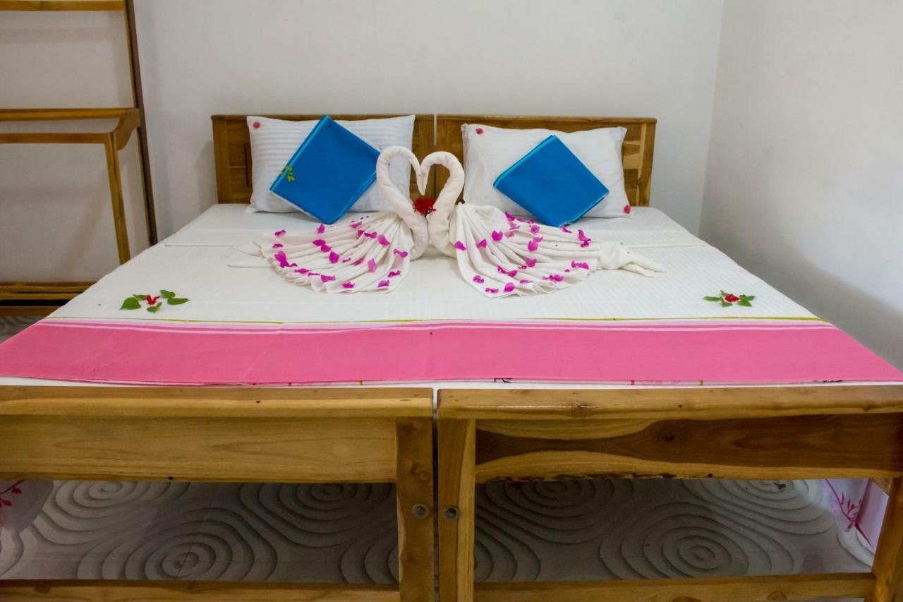 Beach Lagoon Parans Hotel Аругам Бей Екстериор снимка