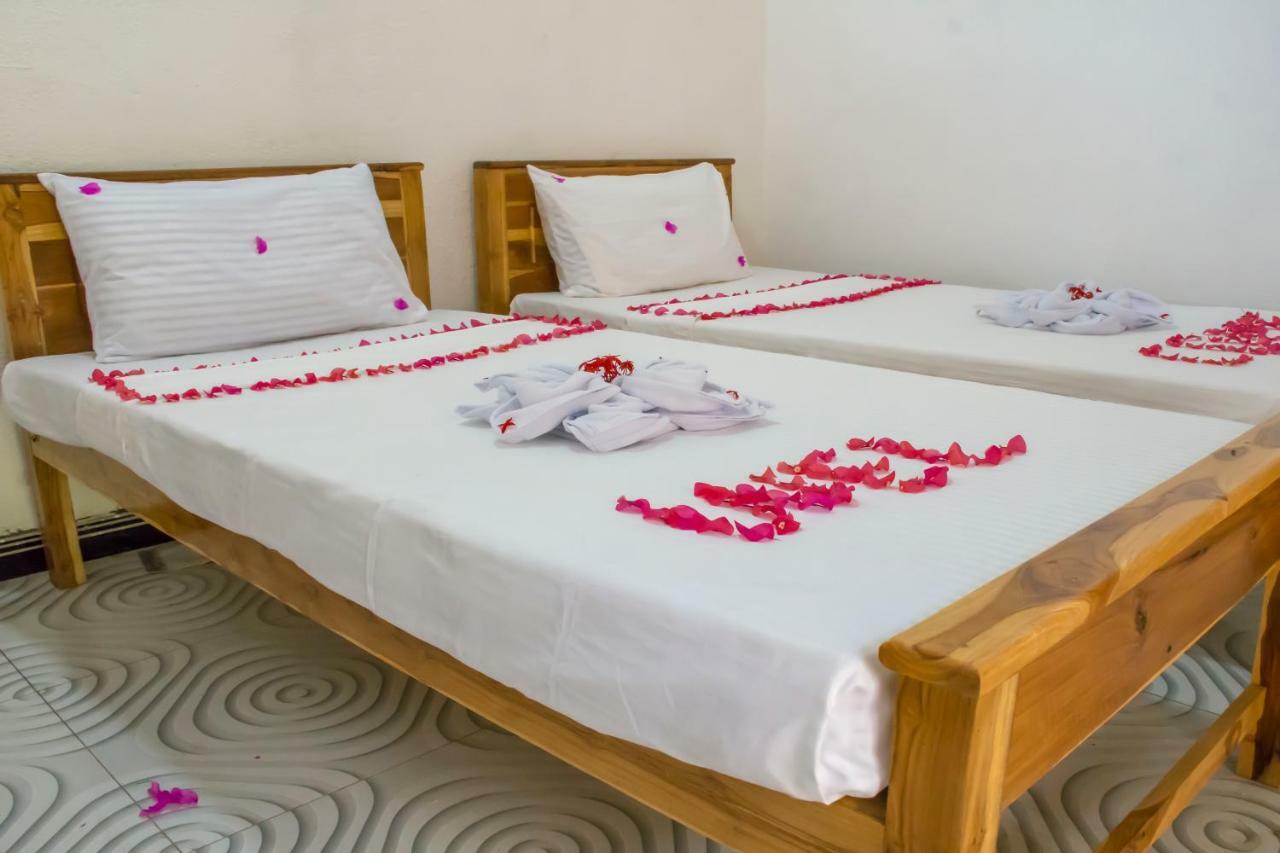 Beach Lagoon Parans Hotel Аругам Бей Екстериор снимка